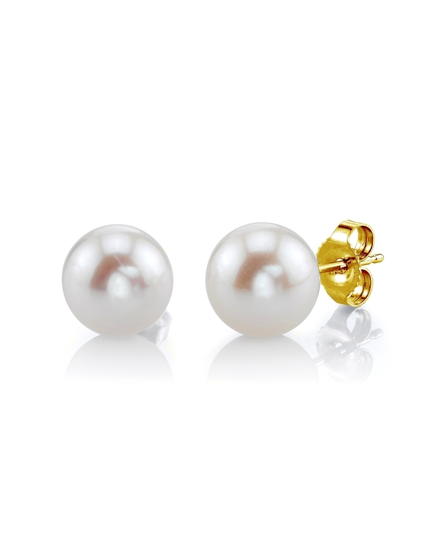 7mm White Freshwater Round Pearl Stud Earrings