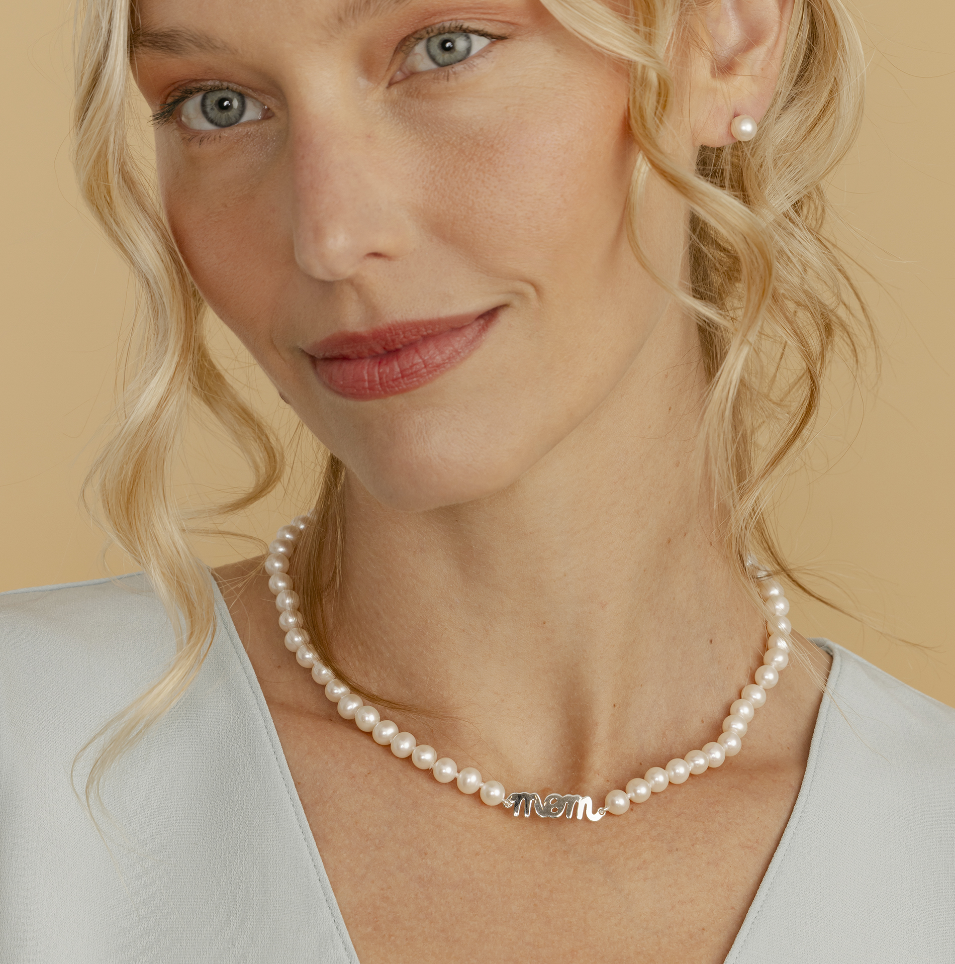 6.0-6.5mm White Freshwater Cultured Pearl Mom Necklace