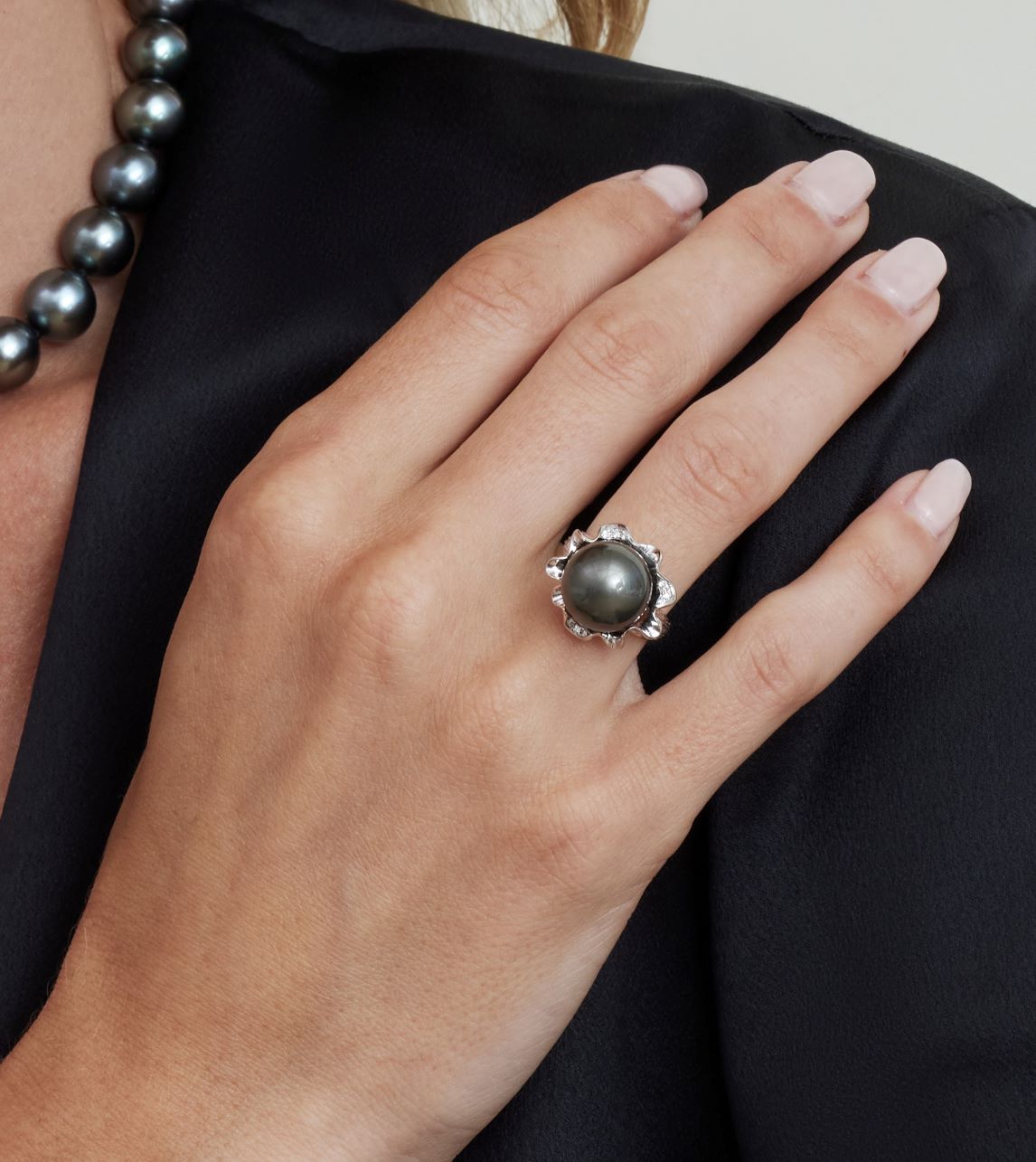 Tahitian South Sea Pearl & Diamond Robin Ring